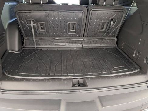 Certified 2023 Chevrolet Traverse LT w/ LPO, Floor Liner Package image 29