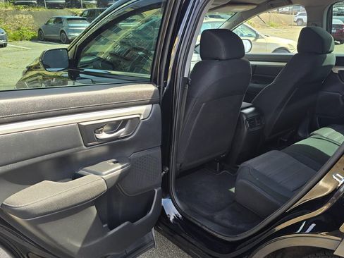 Used 2018 Honda CR-V LX image 14