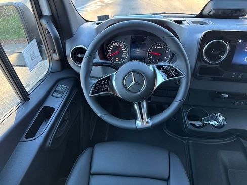 New 2025 Mercedes-Benz Sprinter 3500 image 13