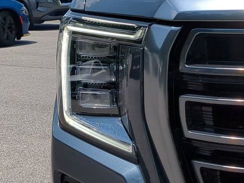 Used 2021 GMC Yukon AT4 AWD/4WD image 10