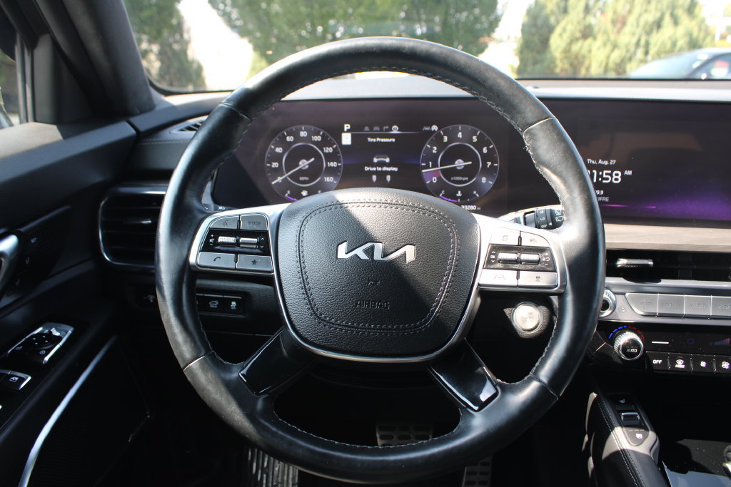 Used 2023 Kia Telluride SX Prestige X-Pro AWD/4WD image 18