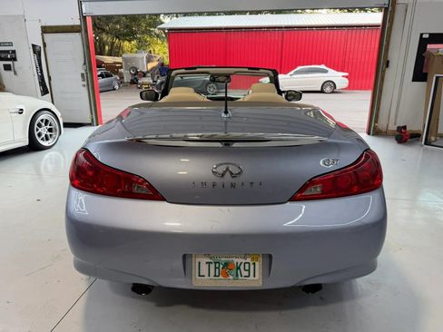 Used 2009 INFINITI G37 Convertible w/ Premium Pkg RWD image 4