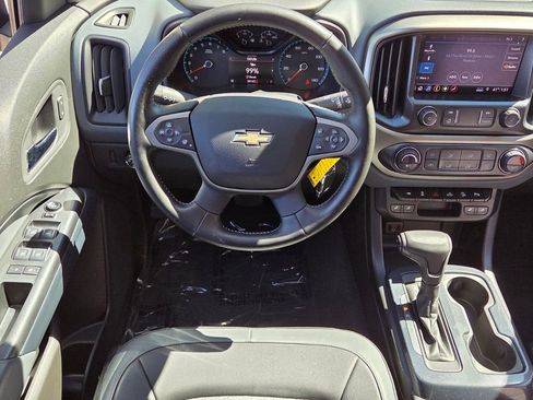 Used 2021 Chevrolet Colorado Z71 image 12