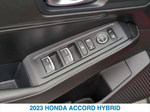 Used 2023 Honda Accord Sport image 13
