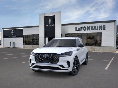 New 2025 Lincoln Aviator Black Label image 2