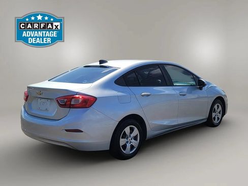 Used 2016 Chevrolet Cruze LS FWD image 5
