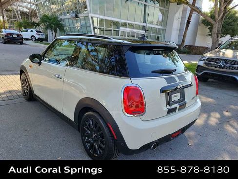 Used 2018 MINI Cooper 2-Door Hardtop image 6