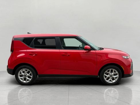 Used 2020 Kia Soul S FWD image 13