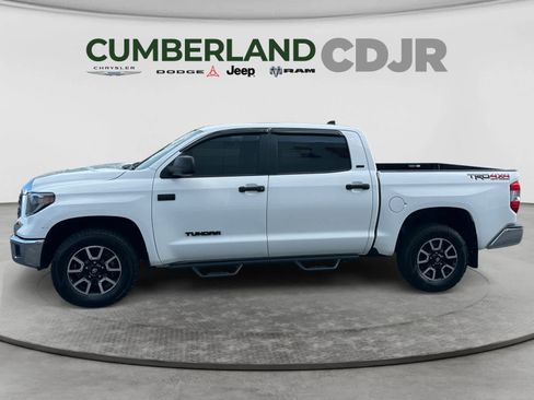 Used 2017 RAM 1500 Rebel w/ Luxury Group AWD/4WD image 3