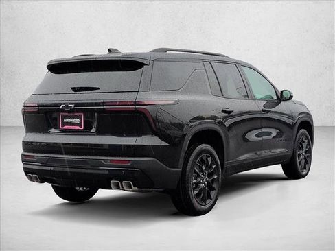 New 2026 Chevrolet Traverse LT w/ Midnight/Sport Edition image 2