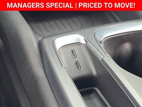 New 2026 Chevrolet Equinox EV LT image 27