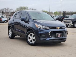 Used 2019 Chevrolet Trax LS w/ Tint and Cruise Package video 2