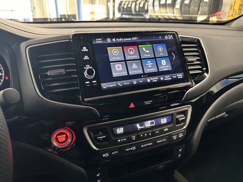 New 2026 Honda Ridgeline Black Edition image 14