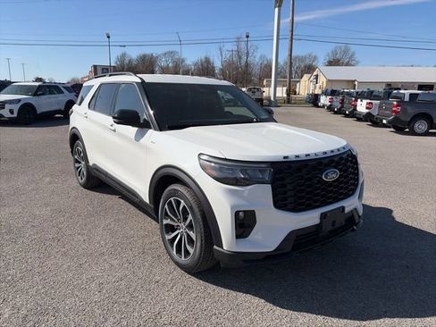New 2026 Ford Explorer ST-Line RWD image 8