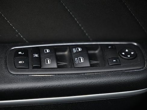 Used 2023 Dodge Charger SXT image 17