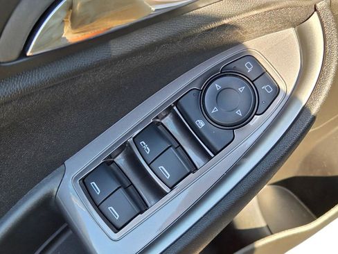 Used 2025 Chevrolet Malibu LT FWD image 16