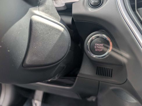 Used 2025 Subaru Crosstrek 2.0i Premium image 15