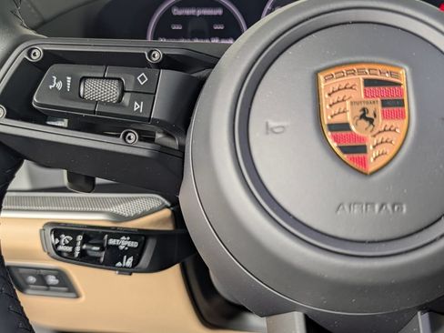 New 2026 Porsche Cayenne Coupe AWD/4WD image 38