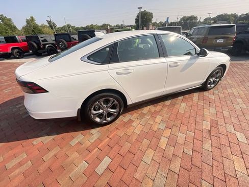 Certified 2024 Honda Accord EX image 35