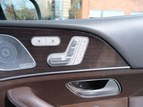 Used 2020 Mercedes-Benz GLS 580 4MATIC image 37