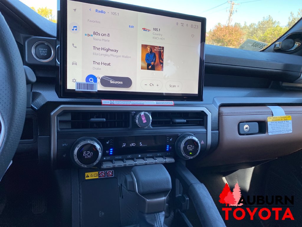 New 2026 Toyota 4Runner Limited AWD/4WD image 17