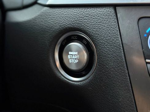 Used 2016 Hyundai Genesis 3.8 image 17