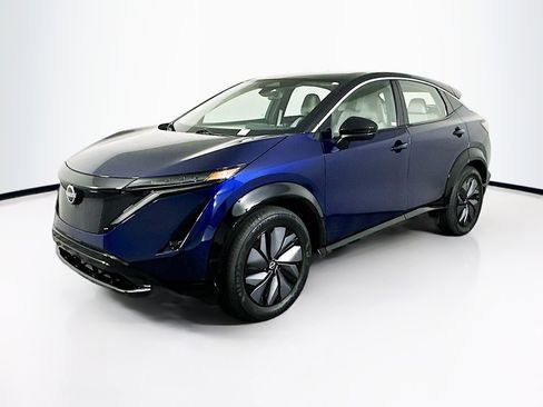 Used 2023 Nissan Ariya FWD image 3