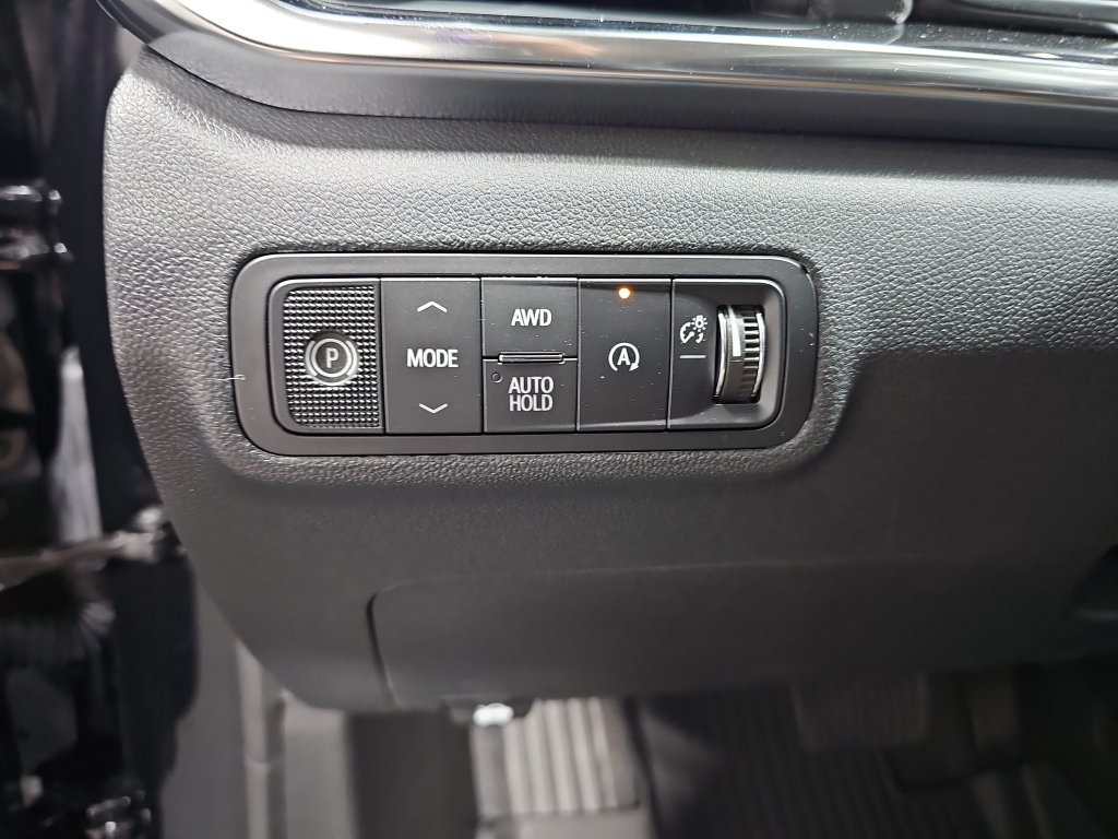 New 2027 GMC Terrain Denali w/ LPO, Black Badging Package AWD/4WD image 26