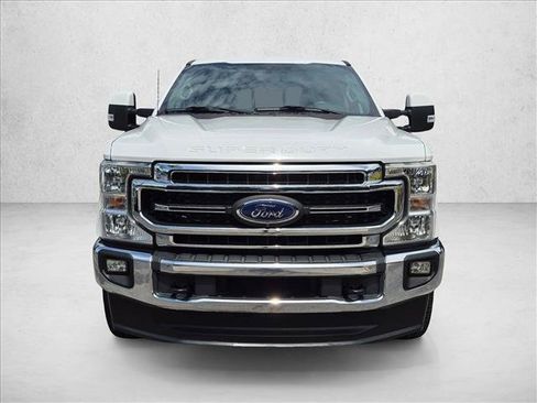 Used 2021 Ford F250 Lariat w/ Lariat Value Package AWD/4WD image 2