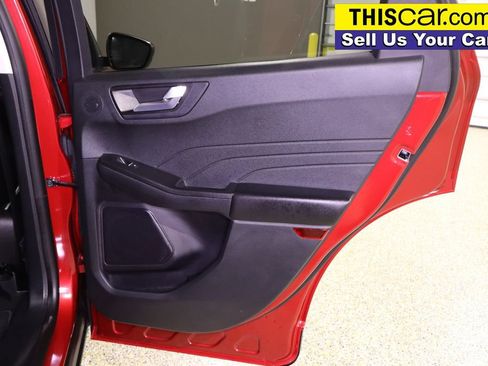 Used 2022 Ford Escape SEL w/ Technology Package FWD image 39