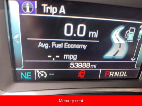 Used 2018 Chevrolet Equinox Premier image 18