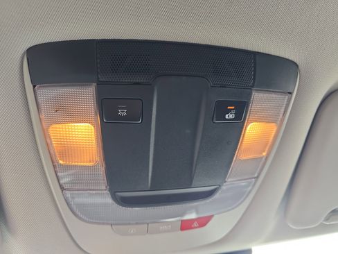 Used 2023 Kia Sportage EX AWD/4WD image 31