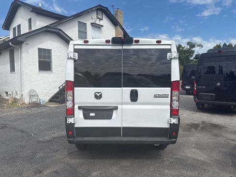 Used 2023 RAM ProMaster 2500 image 5