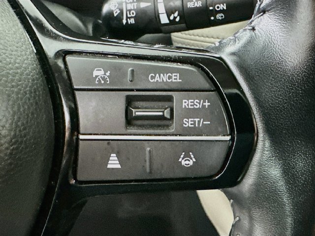 Certified 2025 Honda HR-V EX-L image 11