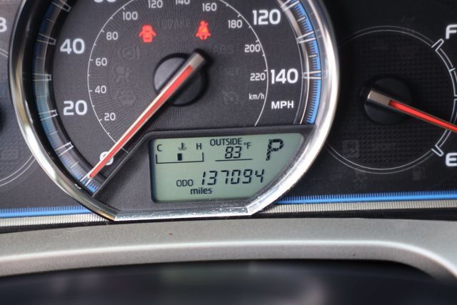 Used 2014 Toyota RAV4 Limited AWD/4WD image 23