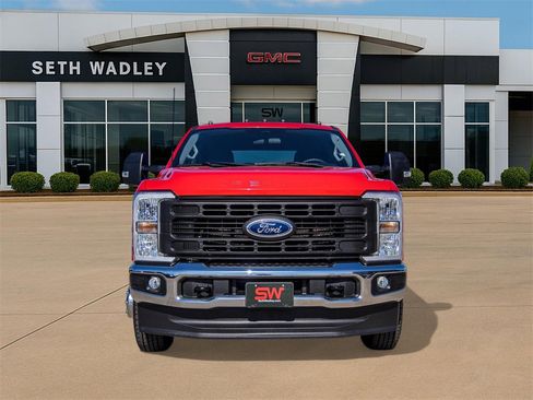 Used 2024 Ford F350 XL w/ FX4 Off-Road Package image 2