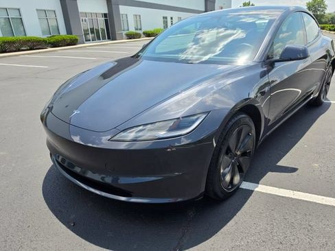 Used 2025 Tesla Model 3 Long Range RWD image 14