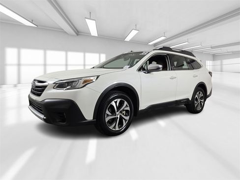 Used 2020 Subaru Outback Touring XT image 2