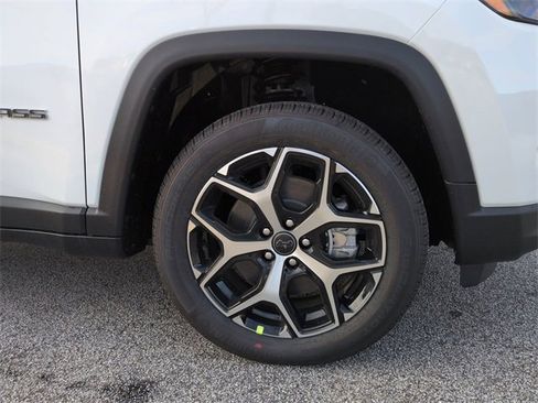 New 2026 Jeep Compass Limited image 10