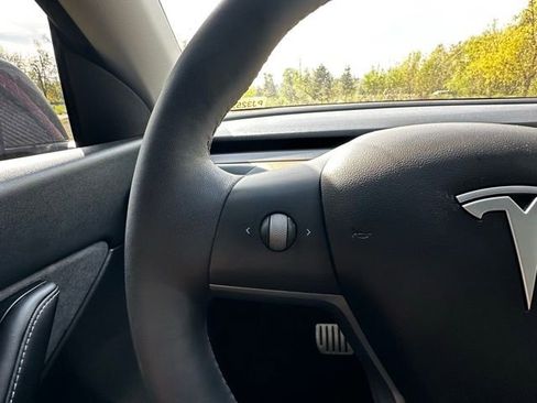 Used 2021 Tesla Model Y Performance AWD/4WD image 27
