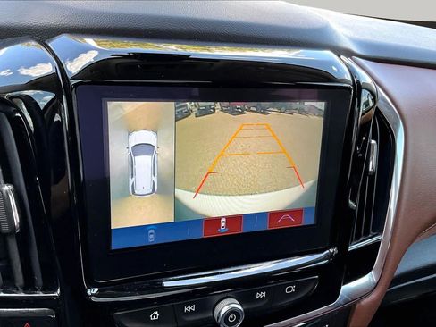 Used 2019 Chevrolet Traverse High Country AWD/4WD image 27