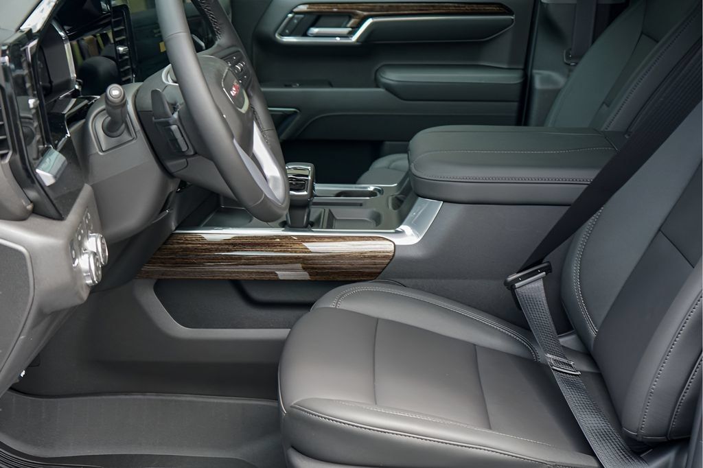 New 2026 GMC Sierra 1500 Elevation w/ Elevation Premium Package AWD/4WD image 8