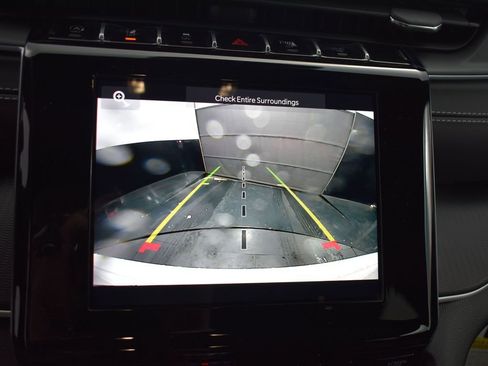 New 2025 Jeep Grand Cherokee Altitude image 25