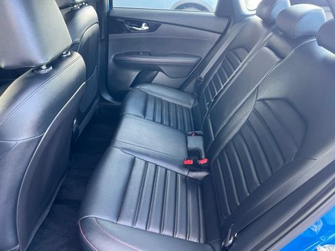 Certified 2022 Kia Forte GT w/ GT2 Package FWD image 8