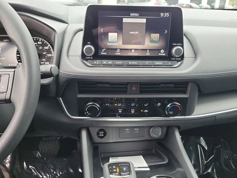 New 2026 Nissan Rogue S image 10