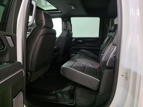 New 2026 GMC Sierra 2500 AT4X w/ LPO, Black Badging Package image 27