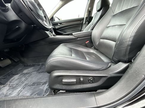 Used 2021 Honda Accord EX-L image 12