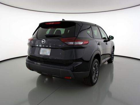 Used 2025 Nissan Rogue SV FWD image 9