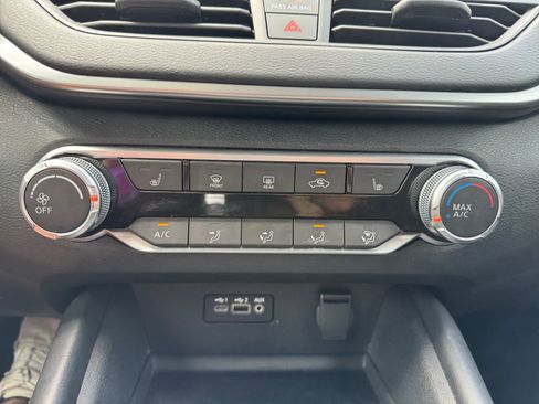 Used 2021 Nissan Altima 2.5 SR w/ SR Premium Package AWD/4WD image 17