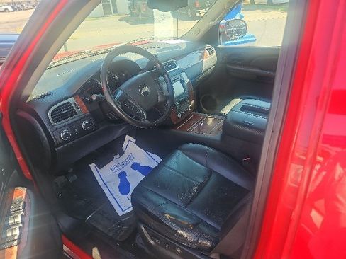 Used 2007 Chevrolet Avalanche LTZ w/ LTZ Preferred Equipment Group AWD/4WD image 5